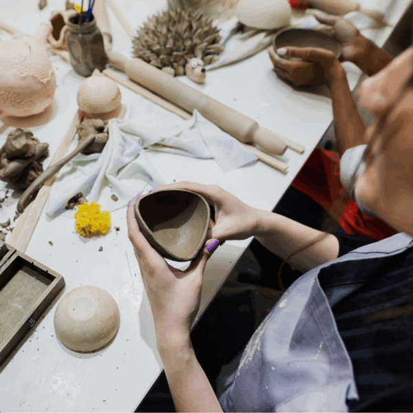 Piezas de cerámica hechas a mano